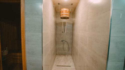 Ein Badezimmer in der Unterkunft Hotel Sapphire Bakuriani