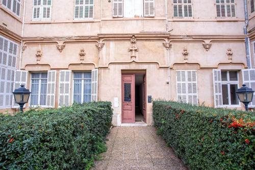 Large Duplex - Air Conditioning & Parking - Walk To The Beach ! - Le Saint Henry