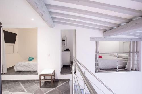 Large Duplex - Air Conditioning & Parking - Walk To The Beach ! - Le Saint Henry