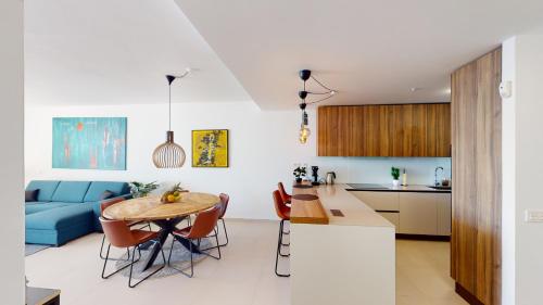 Stupa Hills VII - Luxury Apartment Casa Susan