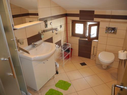Koupelna v ubytování Apartments JASMINKA
