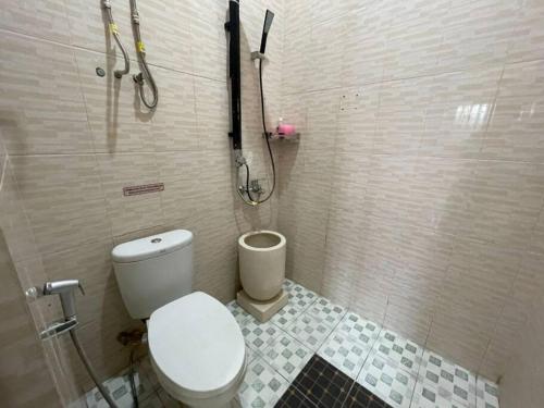 Bilik mandi di MP Villa Permata Kencana 24A