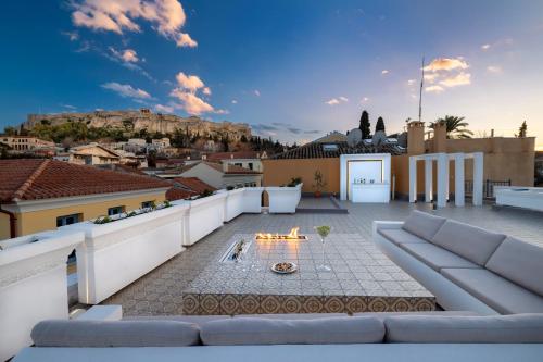 Live Your Myth Villa with Acropolis View Plaka