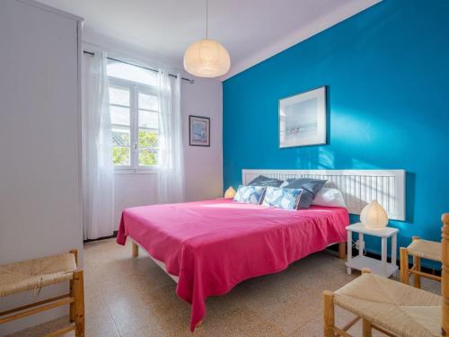 Posteľ alebo postele v izbe v ubytovaní Holiday Home Les violettes 2 by Interhome