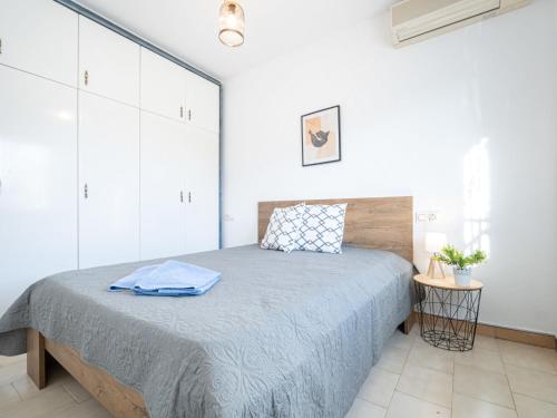 Apartment Sant Maurici by Interhome
