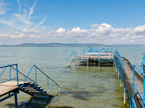 Zdjęcie z galerii obiektu Apartment Bella 01 by Interhome w mieście Balatonlelle