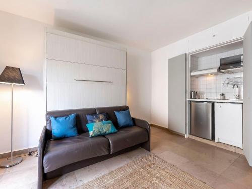 Apartment Le Marlyne 2-3 by Interhome