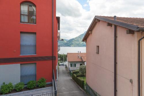 One-Bedroom Terrace Apartment – Photos 2