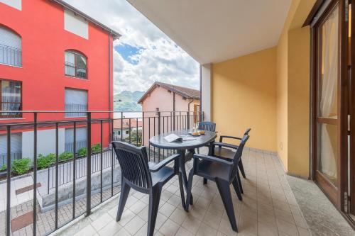 One-Bedroom Terrace Apartment – Photos 3
