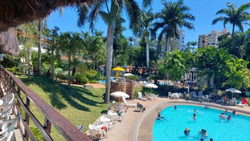 Vista de la piscina de Apartamento luxo Hot Springs Caldas Novas tay o alrededores
