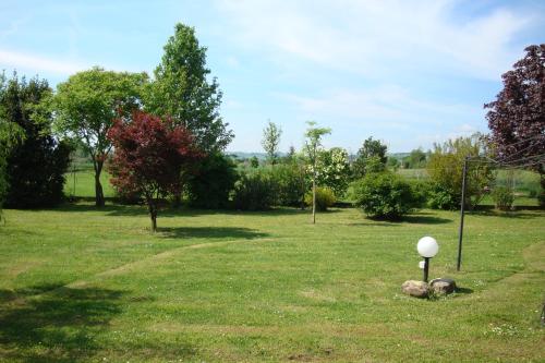 Κήπος έξω από το Agriturismo La Quercia dei Tigli