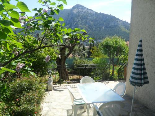 L'arche en rez de jardin de villa à Toulon