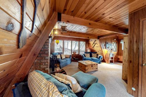 Crestline Retreat – Photos 4