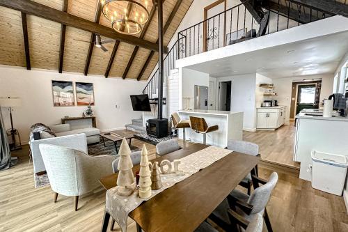 The Golden Moose Chalet – Photos 2