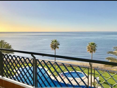 MI CAPRICHO A12 - Luxury Beachfront Apartment- Costa del Sol
