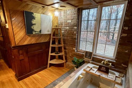 Crown Carriage House – Photos 4