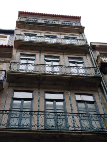 ML Apartments Almada Living