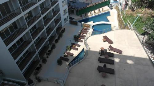 BeststayinPhuket Mountain Poolviews