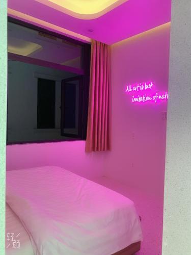 Postel nebo postele na pokoji v ubytování Y&Y hotel Ho Chi Minh City