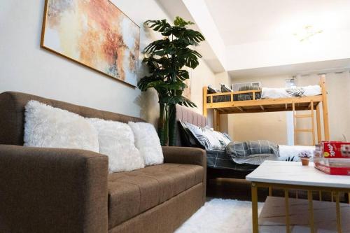 A2J Luxury Venice Studio Suite Near BGC Malls