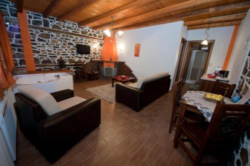 Gallery image of Traditional Guesthouse Siantsis in Palaios Agios Athanasios