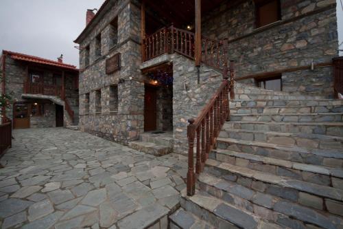 Foto dalla galleria di Traditional Guesthouse Siantsis a Palaios Agios Athanasios