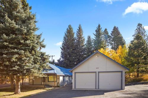 Ponderosa Place – Photos 5