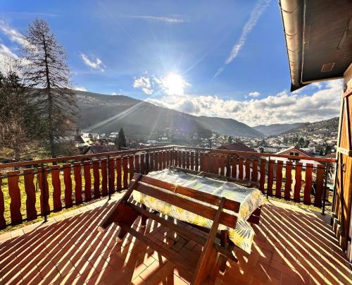 Gîte Le Pingu - spacieux, calme, plein sud - cabine sauna - 8 personnes