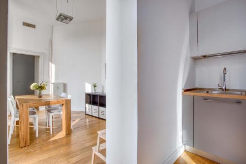 Hostmate - Milano - Montegrappa - Brera