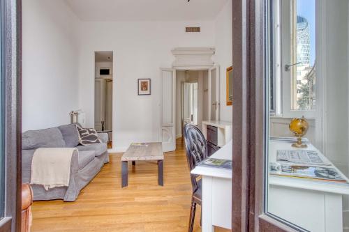 Hostmate - Milano - Montegrappa - Brera