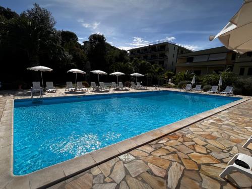Φωτογραφία από το άλμπουμ του Monolocali Le Lecce Pool & Tennis σε Capoliveri