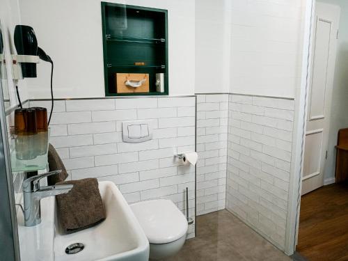 Koupelna v ubytování Hotel Alter Kreisbahnhof