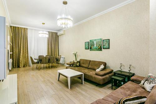 Fotografie z fotogalerie ubytování Luxury House in Nizami Street v destinaci Baku