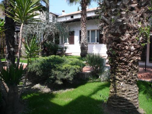 Photo de la galerie de l'établissement Oasi Holiday Home, à Toscolano Maderno