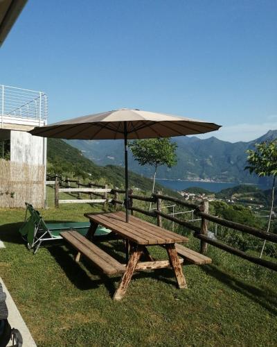 Chalet Fior di Ciliegio Mountain Lake Iseo Hospitality
