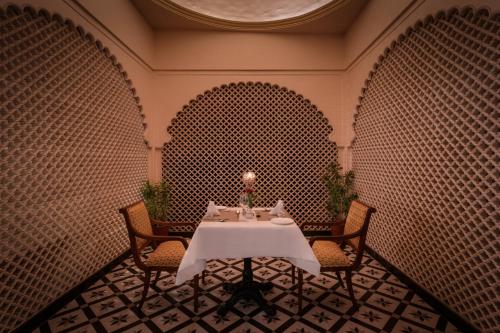 Restoran või mõni muu söögikoht majutusasutuses juSTa Ssatva Resort, Udaipur