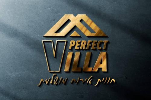 Perfect Villaに飾ってある許可証、賞状、看板またはその他の書類