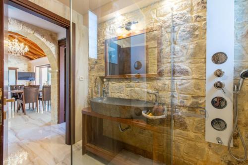 Μια τηλεόραση ή/και κέντρο ψυχαγωγίας στο Villa Elena Chania