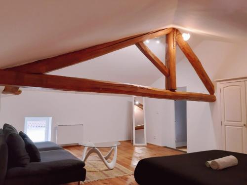 Gallery image of La Casa Blanca in Janneyrias