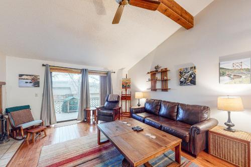 Island Treasure Townhome – Photos 2