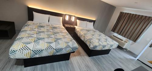Motel 6 Aransas Pass TXにあるベッド