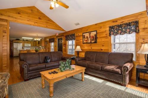 Posezení v ubytování Briarstone Lodge Condo 13A