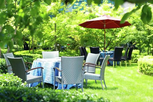 Jardín al aire libre en DoubleTree by Hilton Beijing