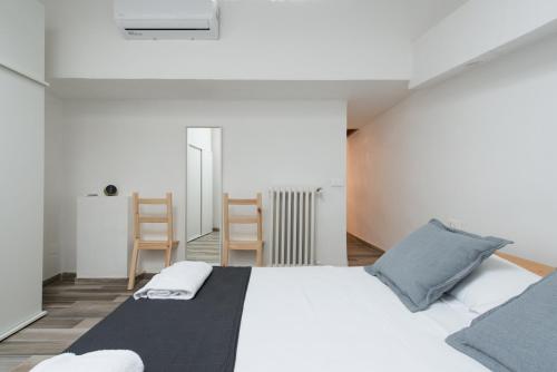 Design Center Florence APT - HomeUnity