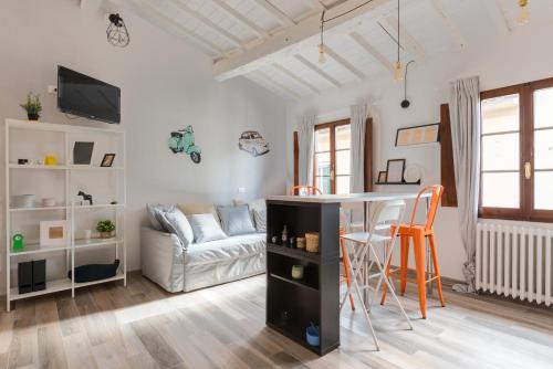 Design Center Florence APT - HomeUnity