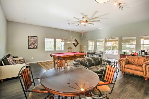 Foto 1 Mi to French Quarter: Walkable NOLA Home! 4