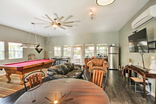Foto 1 Mi to French Quarter: Walkable NOLA Home! 5