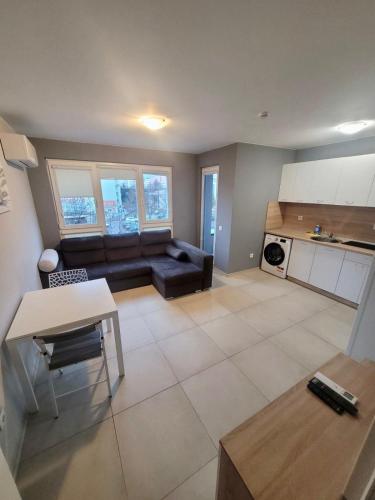 Top location apartment