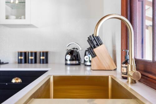 Dapur atau dapur kecil di Grandview Accommodation - Hideaway Huts