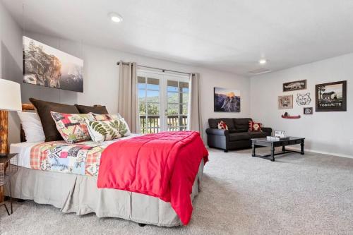 Sunrise in the heart of Oakhurst-No ServiceFee